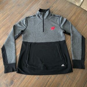 Adidas size M Wisconsin Badgers long sleeve athletic top